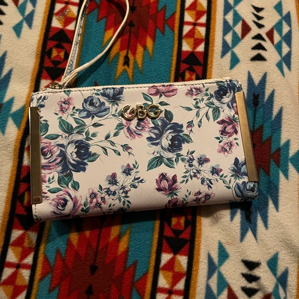 G by Guess large wallet